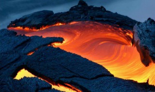 世界最大火山 世界最大火山口