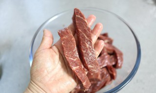 干切牛肉的步骤怎么做 干切牛肉的步骤怎么做