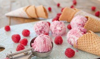 甜筒冰淇淋怎么做用什么材料? 甜筒冰淇淋怎么做