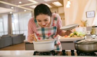 砂锅炖牛排骨汤怎么做 砂锅炖牛排骨的家常做法