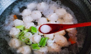 香菇鱼丸羹做法步骤 香菇鱼丸汤