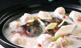 砂锅鱼头煲做法步骤视频 砂锅鱼头煲做法步骤