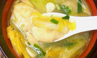 中式白菜鸡肉汤的做法 大白菜鸡肉汤