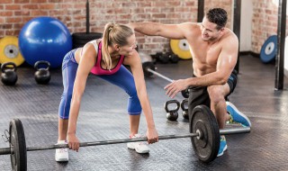 到健身房应该怎么锻炼 到健身房该怎么锻炼身体