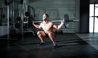 怎么练举重运动员肌肉 怎么练举重