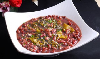 酸菜红豆汤的做法窍门 浓浓的酸菜红豆汤怎么做