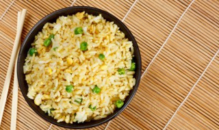 青豆玉米炒米饭的方法 青豆玉米炒米饭的方法和窍门