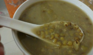 煮绿豆汤的正确方法 煮绿豆汤的正确方法需要提前浸泡吗