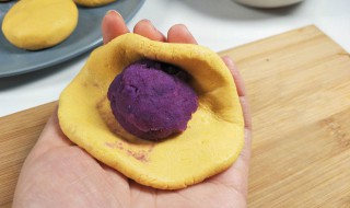 如何制作香甜软糯的南瓜糯米丸子 如何制作香甜软糯的南瓜糯米丸子窍门