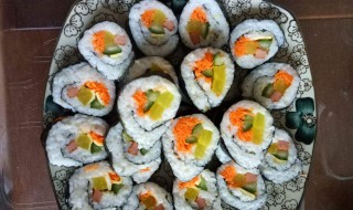 寿司有哪几种做法 寿司种类及做法和配料