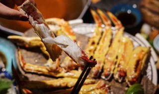 炭火烤螃蟹的做法 炭火烤螃蟹的做法窍门
