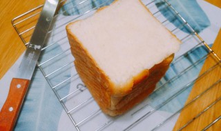 吐司三明治自己做最好吃 厚片吐司三明治的做法