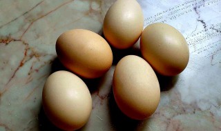 夏天腌咸鸡蛋的方法 腌咸鸡蛋的方法