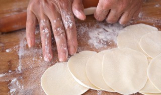 饺子皮怎么做才能又软又筋道 商用饺子皮怎么做才能又软又筋道