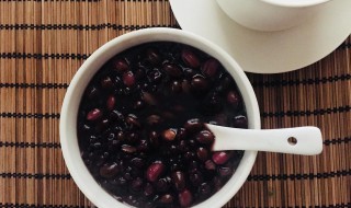 小米黑豆红枣功效与禁忌 小米,黑豆.黑米.红枣一起吃有什么作用