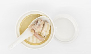海椰皇煲鸡汤的做法 海椰皇鸡汤的做法