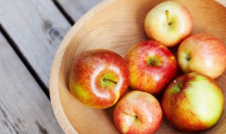 关于吃苹果的正确习惯 吃苹果的姿势