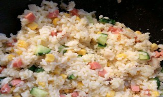 炒米饭怎么做好吃简单 炒米饭怎么做好吃