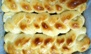 麻花藤面包的做法 麻花藤面包的做法和配方