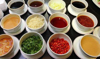 吃饺子的蘸料怎么调 吃饺子的蘸料怎么调好吃不用热油