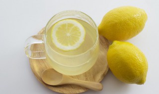 柠檬需要去皮吗泡茶喝 柠檬要去皮泡水吗