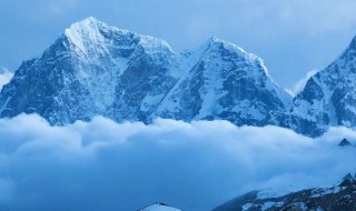 珠穆朗玛峰在哪个省 珠穆朗玛峰在哪个省哪个地方
