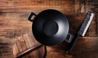 精铁锅是什么材质的（精铁锅是什么成分的）