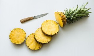 如何切菠萝的家常做法窍门 如何切菠萝的家常做法