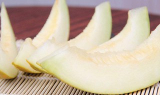 香瓜应该怎么吃 香瓜怎么吃要削皮吗