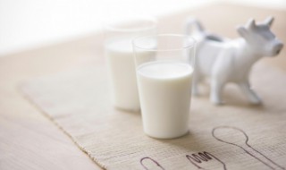 哪些人不能喝牛奶 哪些人不能喝牛奶 10种人不宜喝牛奶
