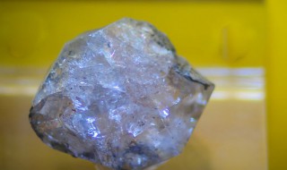 金刚石的熔点 金刚石的熔点是多少度