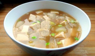猪肝豆腐汤怎么做不腥又嫩 猪肝豆腐汤怎么做