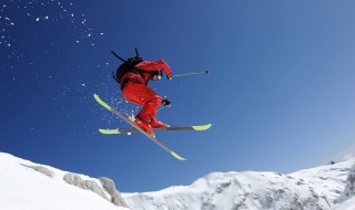 自由式滑雪大跳台最大特点 自由式滑雪大跳台最大特点是什么?