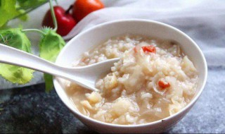 百合莲子小米粥的功效和作用 百合莲子小米粥的做法是怎样