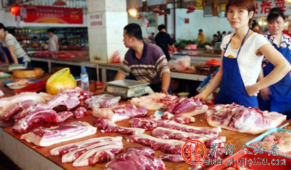 养猪人开心了：我国进口猪肉大幅度下跌！