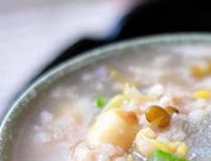 冬瓜莲米绿豆粥的材料和做法步骤 冬瓜绿豆薏米汤的做法