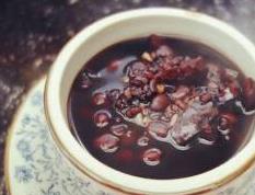 黑米赤豆粥的材料和做法步骤 赤小豆和黑米粥的做法