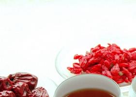 枸子泡红茶的作用 枸杞子泡红茶