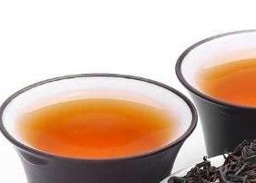 红茶和乌龙茶的区别 红茶和乌龙茶的区别哪个好喝