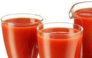 番茄汁的功效与作用 芹菜番茄汁的功效与作用