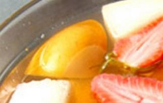 草莓梨子汤的功效与作用 草莓梨子汤的功效与作用禁忌