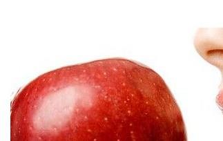 每天吃苹果的好处有哪些 每天吃苹果有什么好处有什么坏处