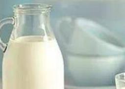 喝热牛奶对身体有什么好处 喝热牛奶的好处与功效
