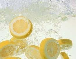 每天喝柠檬水的好处能减肥吗 每天喝柠檬水的好处