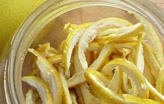 柚子内皮的功效与作用及食用方法 柚子外皮的功效