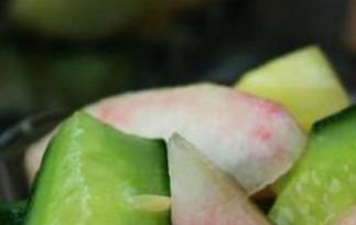 青瓜油桃沙拉的材料和做法步骤