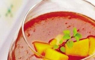 红酒木瓜汤的做法与功效 红酒木瓜汤的做法与功效禁忌