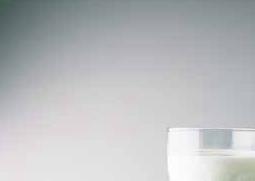 喝到变质牛奶 怎么处理 牛奶变质怎么办