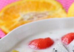 酸奶不能和什么一起吃 草莓酸奶不能和什么一起吃
