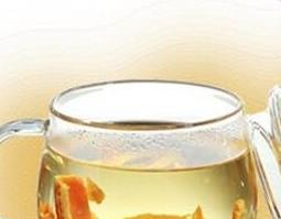 黄芪陈皮泡水喝的功效和作用 陈皮泡水喝的功效和作用